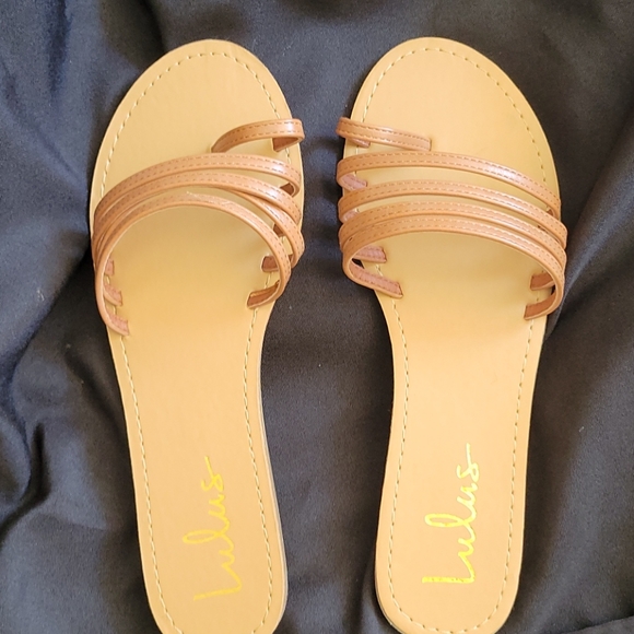NWOT Lulus Summer Sandals Sz 8 - Picture 1 of 2